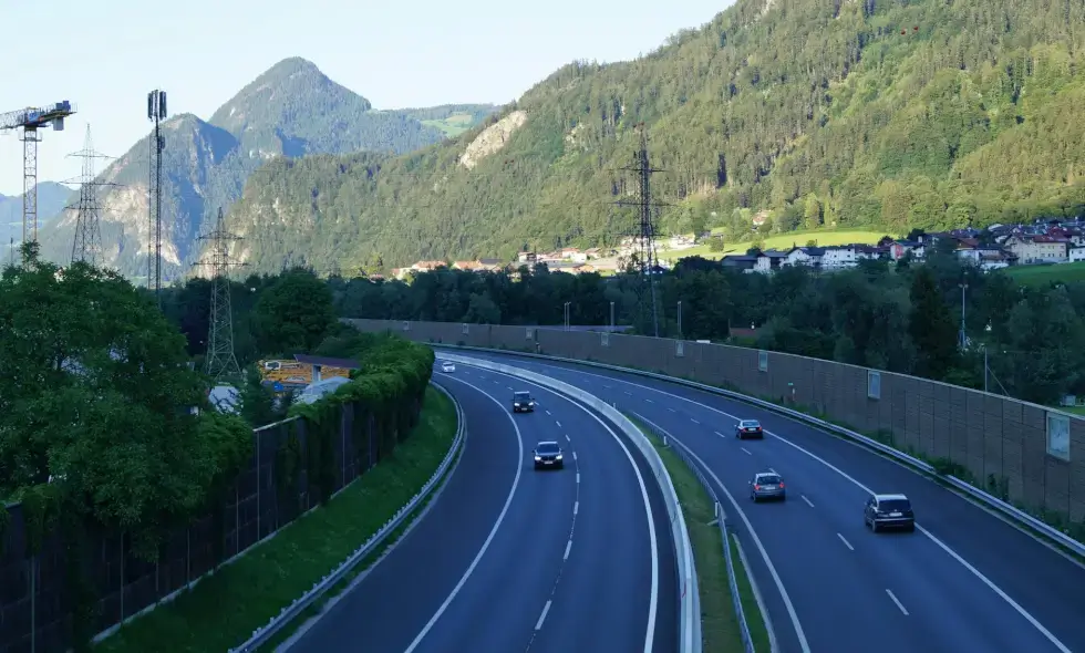 Udhëtime në Autostradat e Austrisë