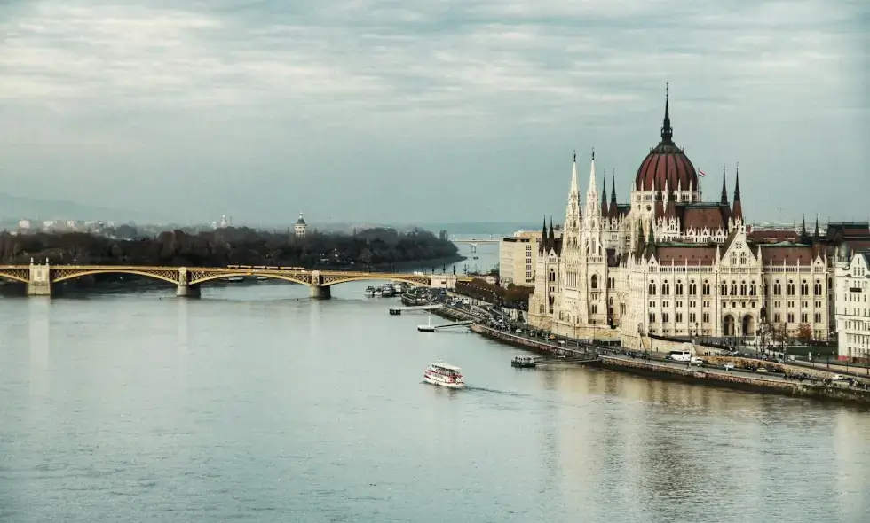 Mundësitë e Udhëtimit në Autostradat e Hungarisë